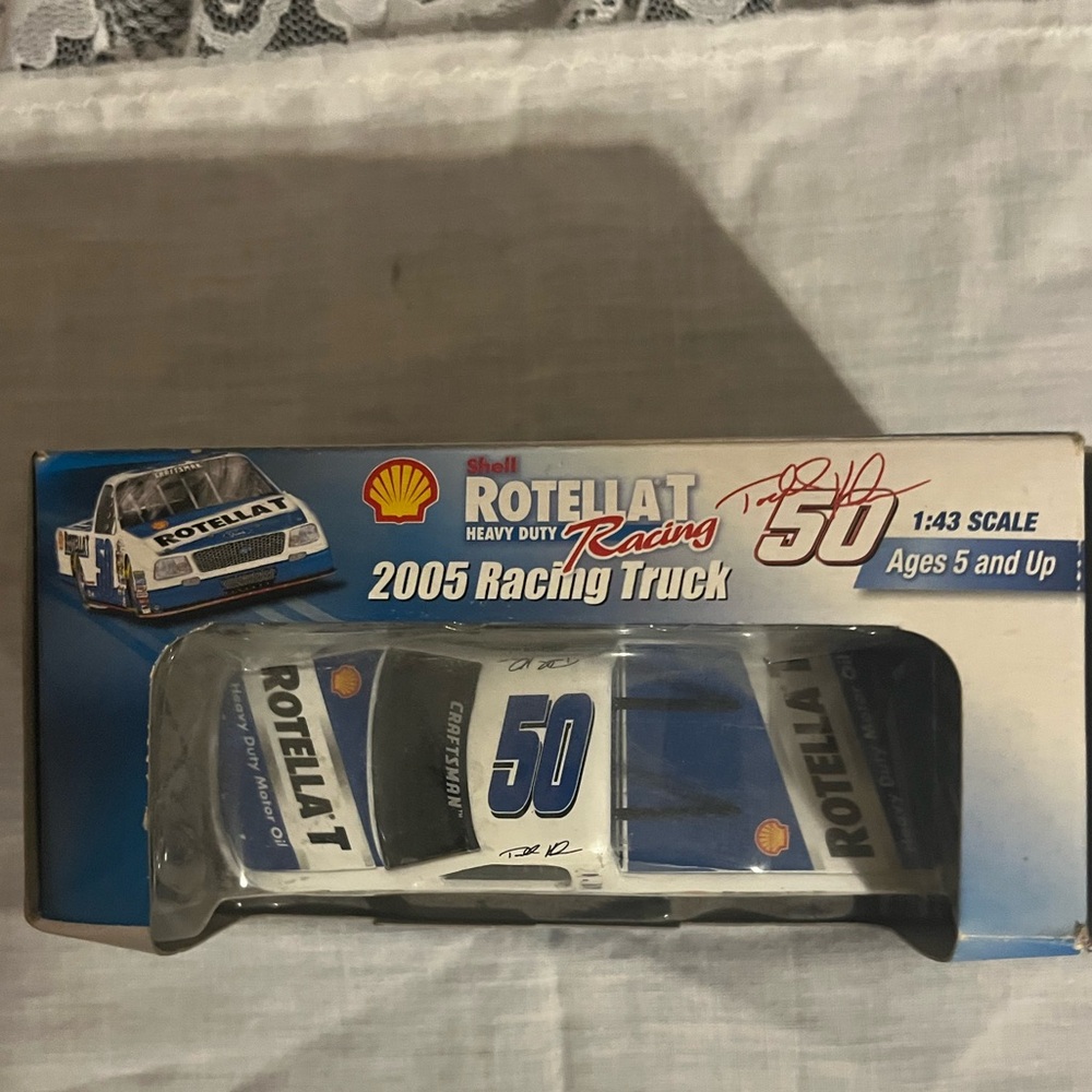 Shell Racing Truck - Picture 6 of 6
